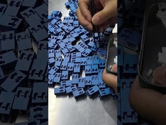 Yüksek yoğunluklu ağlar için çiftli LC fiber optik konektör bağlantıları